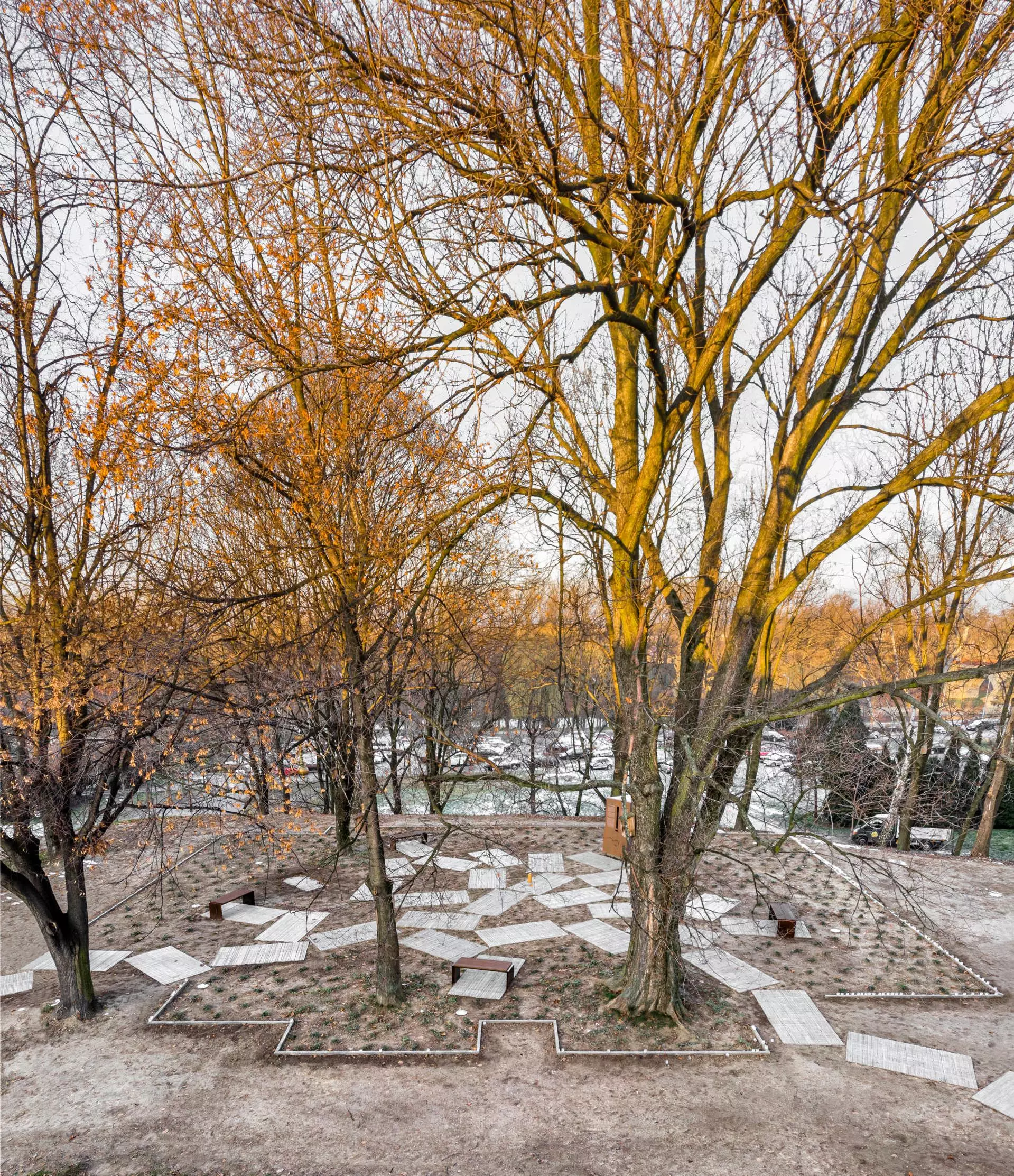Widok na Park Pamięci
Wielkiej Synagogi w Oświęcimiu